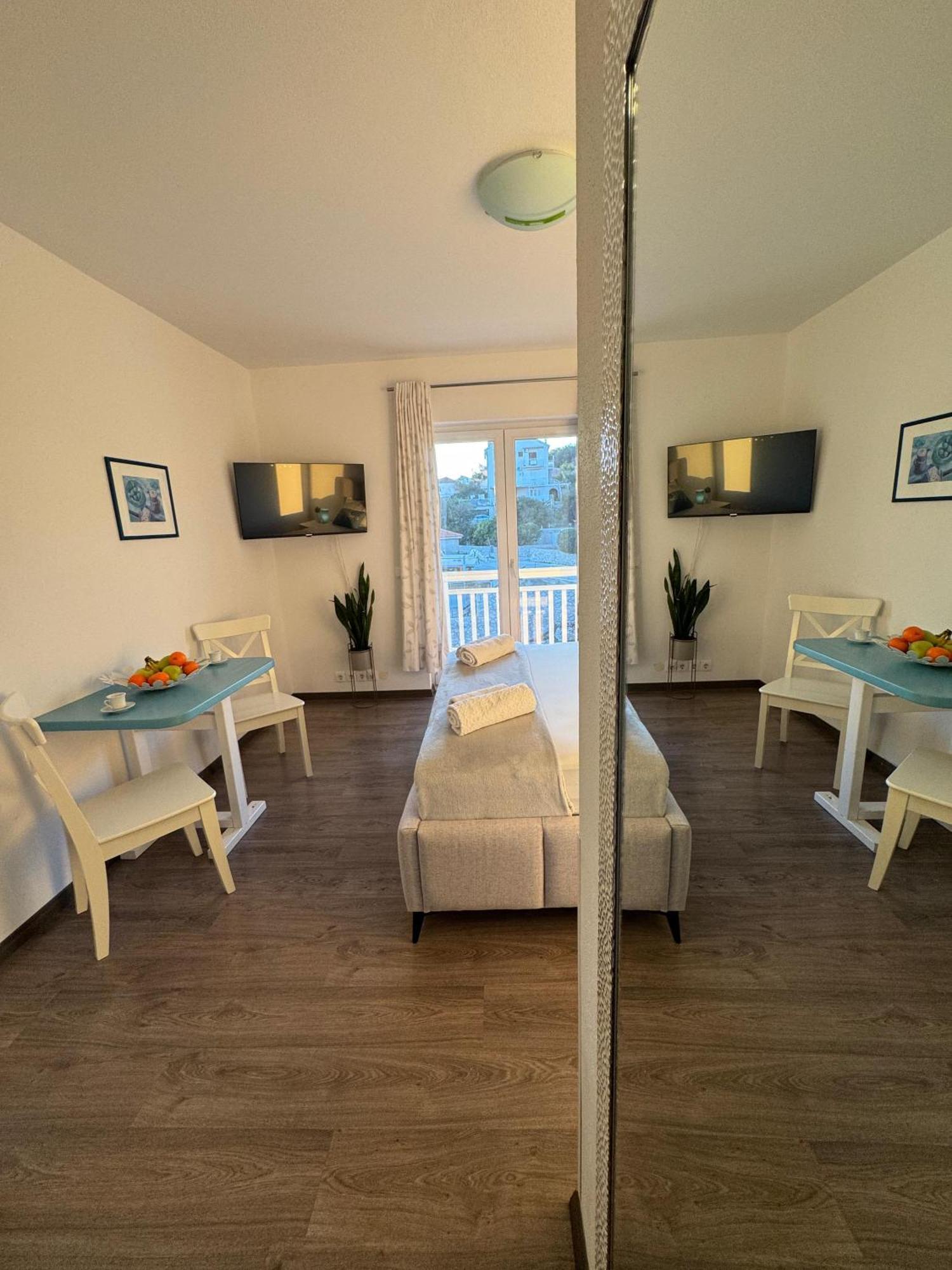 Guest House Kovacevic Хвар Екстер'єр фото